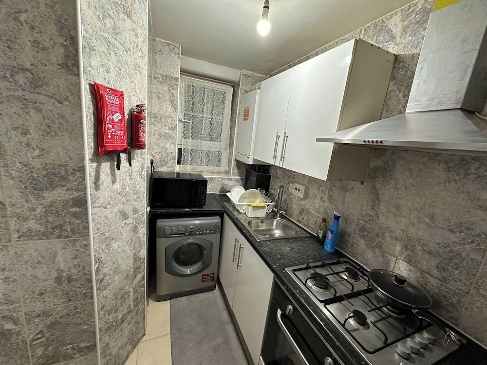 Spacious Flat - Sleeps 6 - Heart of London