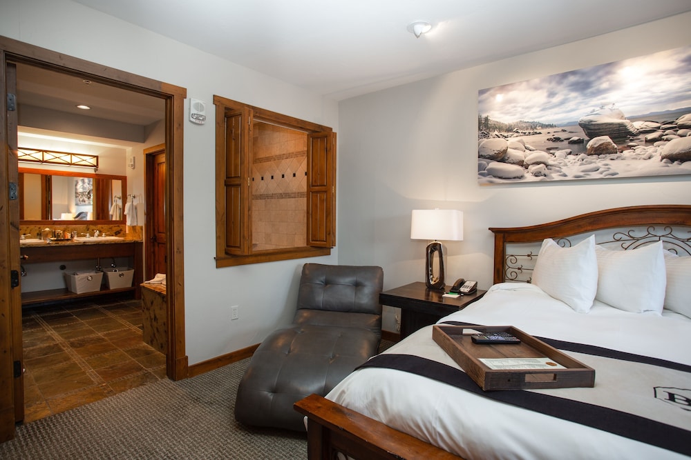 1 Bedroom Condo with Spa - Silver Baron Lodge 1 Condo