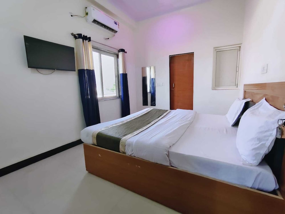 Radhe Shyam Resort By HRG Vrindavan