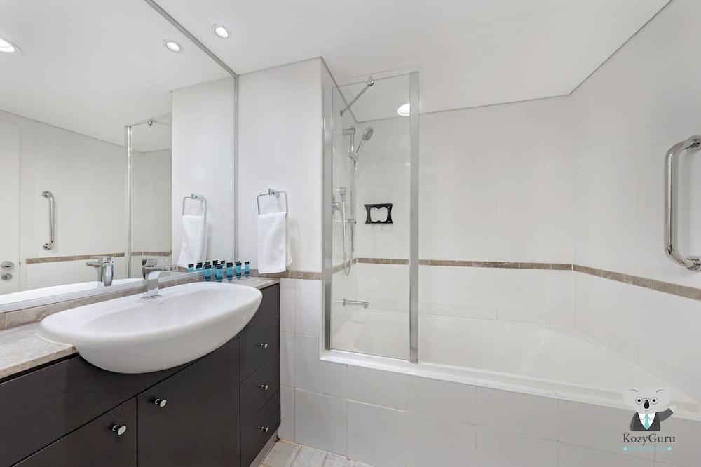Kozyguru | Haymarket | 2 Bedroom Studio Apartments On George St