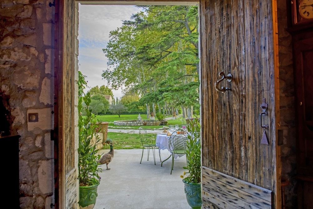 Bastide de Bellegarde view 3