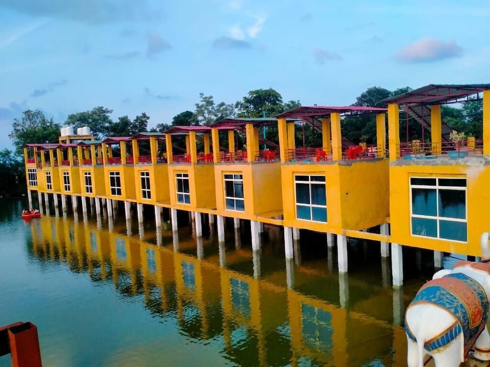 Tomar Paradise Resort