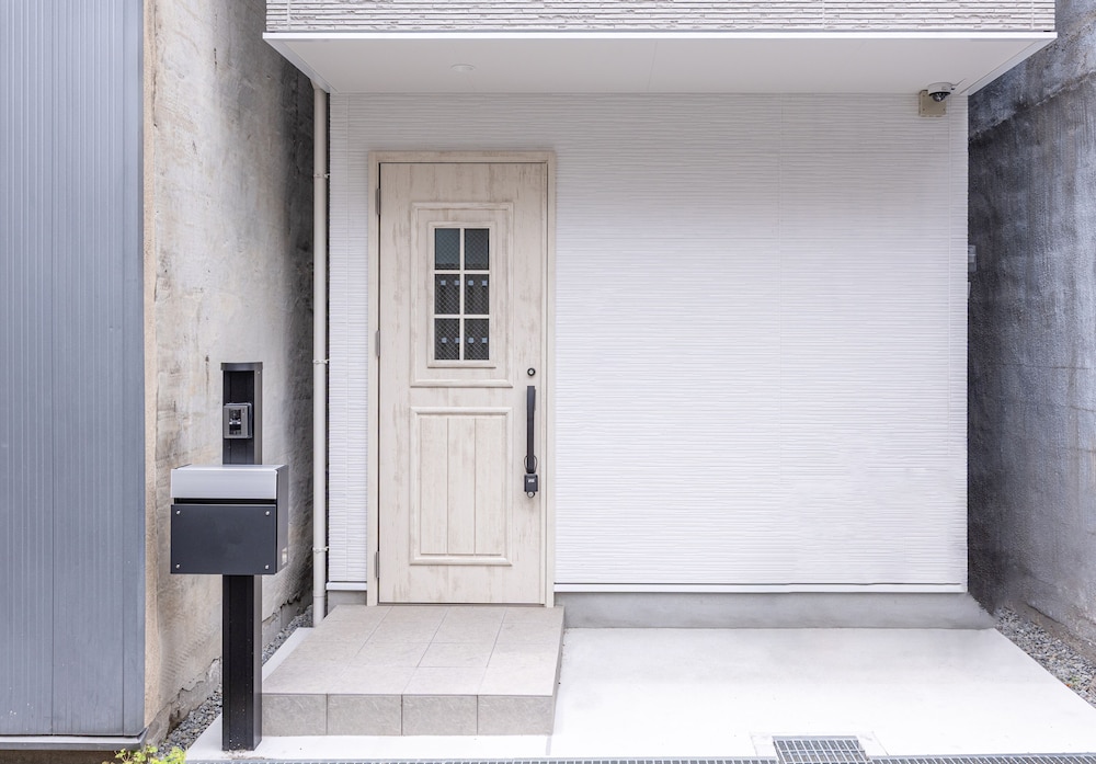 Nishikujo Maison Le Bleu Chigusa