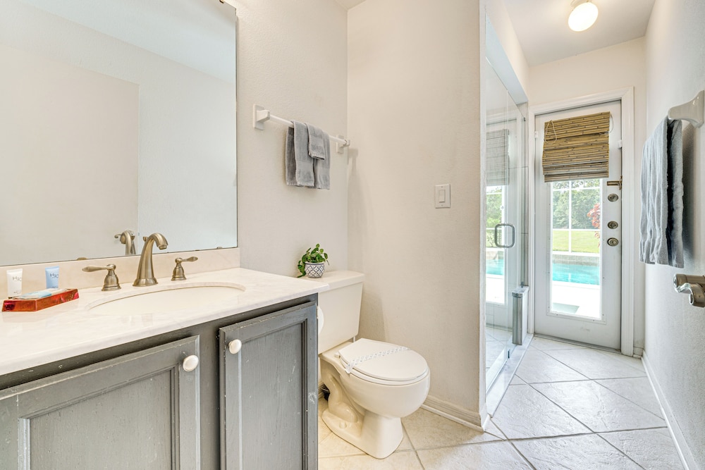 12 Mi to Disney: Secluded Family Home w/ Pool