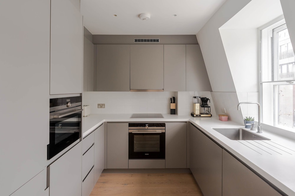 The Portland Penthouse - Marylebone - by Frankie