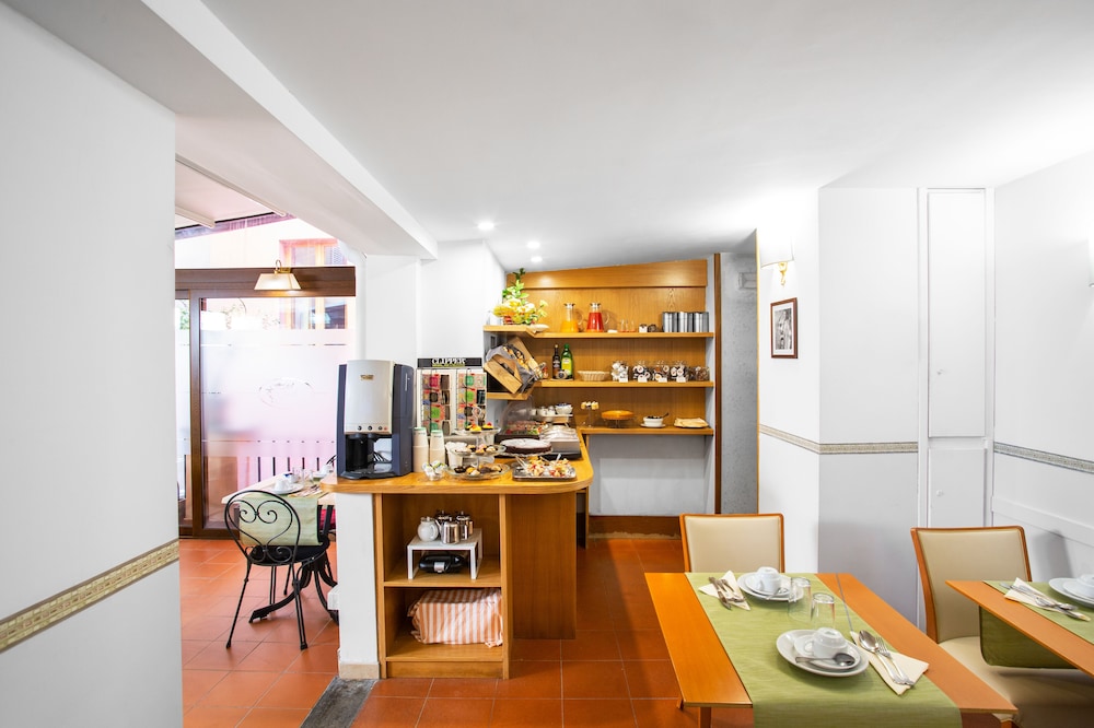 Hotel Piazza Di Spagna - Image 5