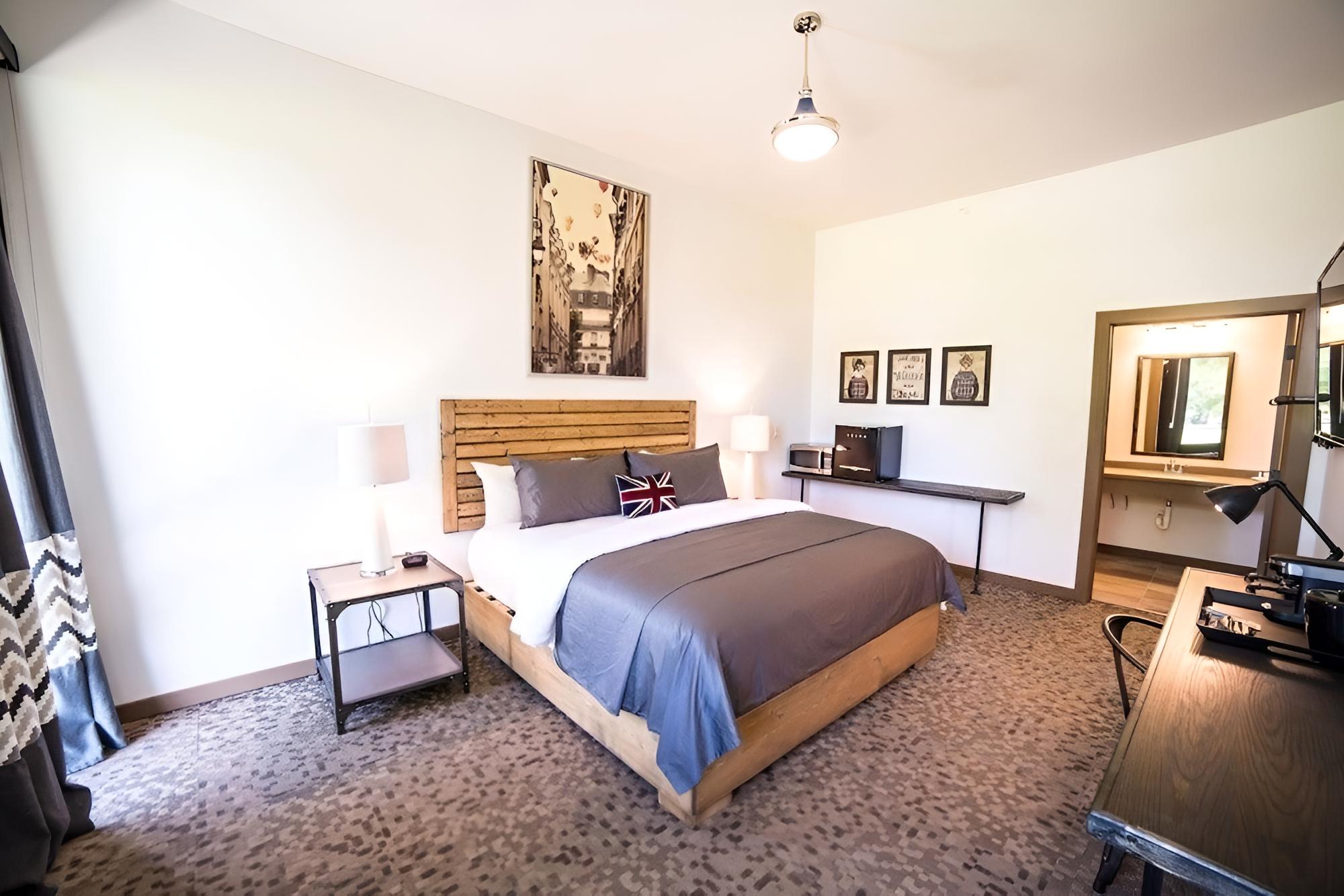 Okoboji Commons Hotel