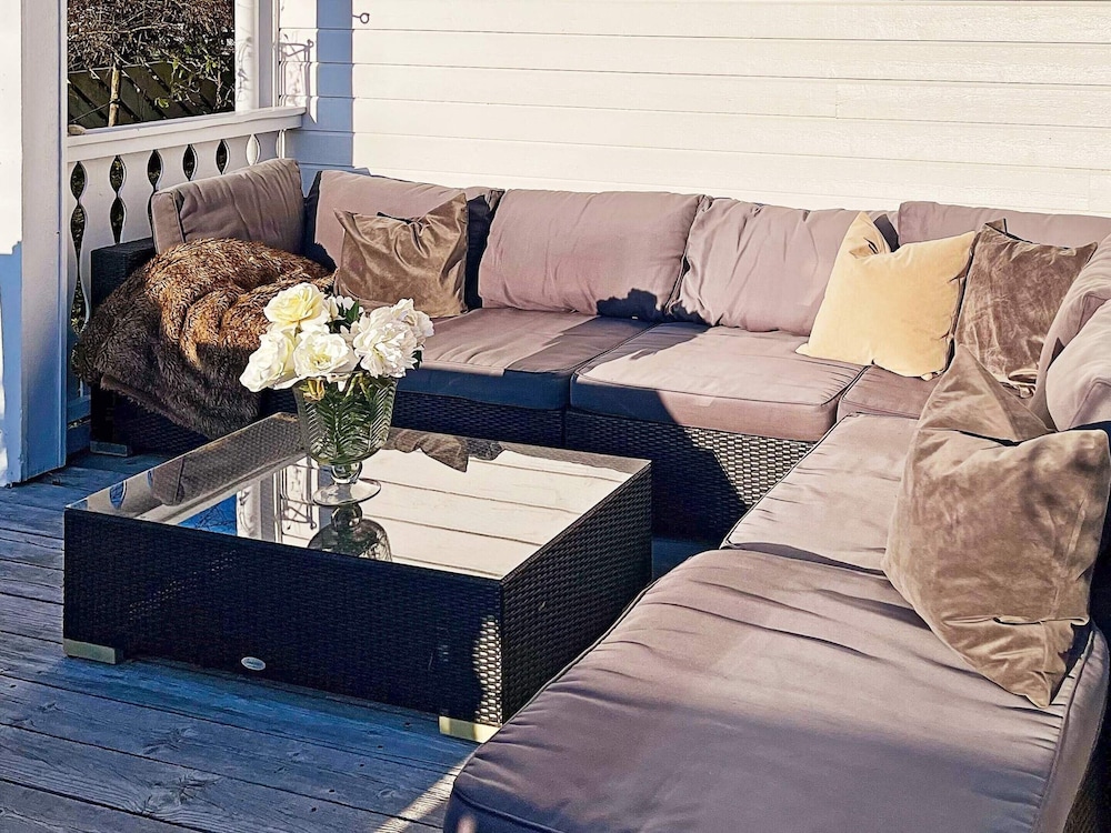 10 Person Holiday Home in Tjome