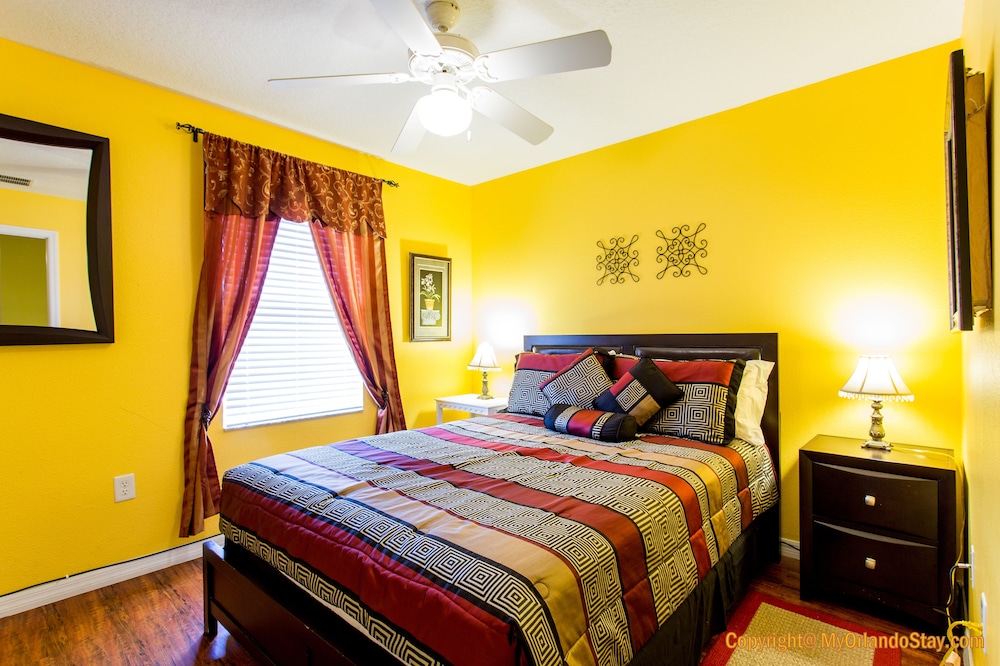 Orlando and Kissimmee Town homes by MyOrlandoStay