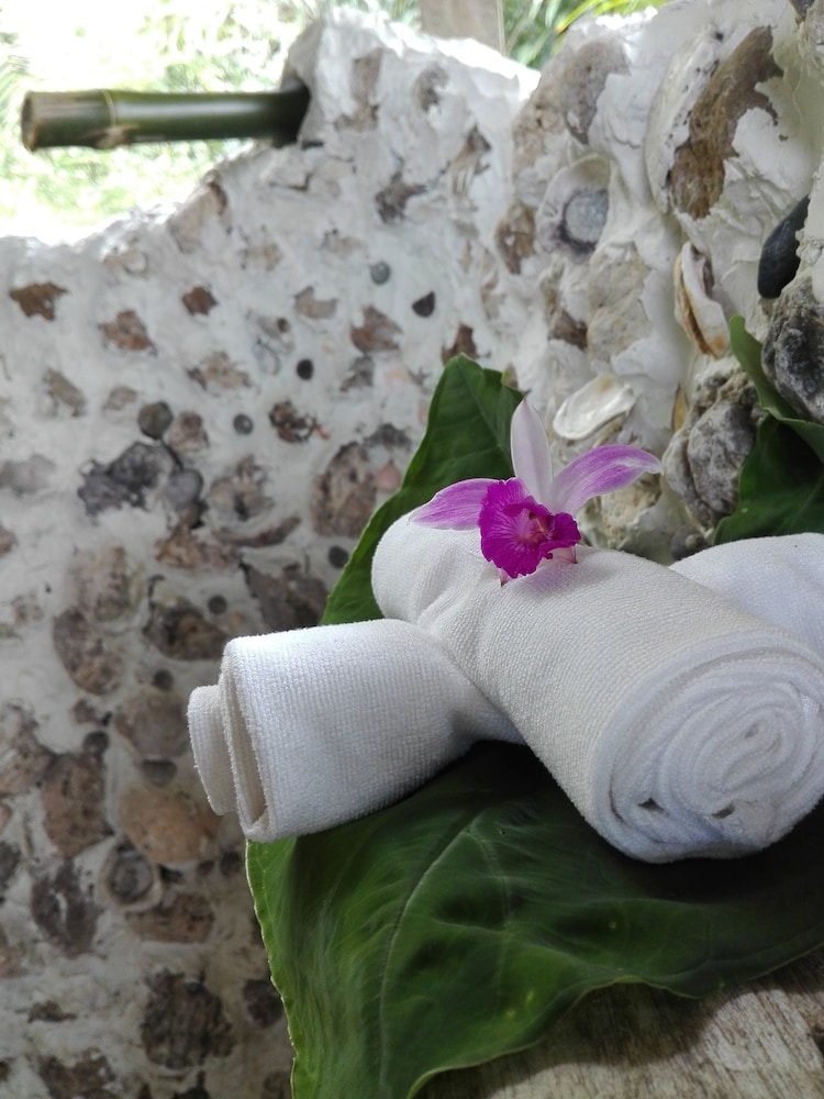 Lodge El Amargal Reserva Natural, Ecoturismo & Surf