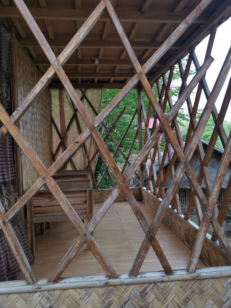 Tapik Beach Park Guest House