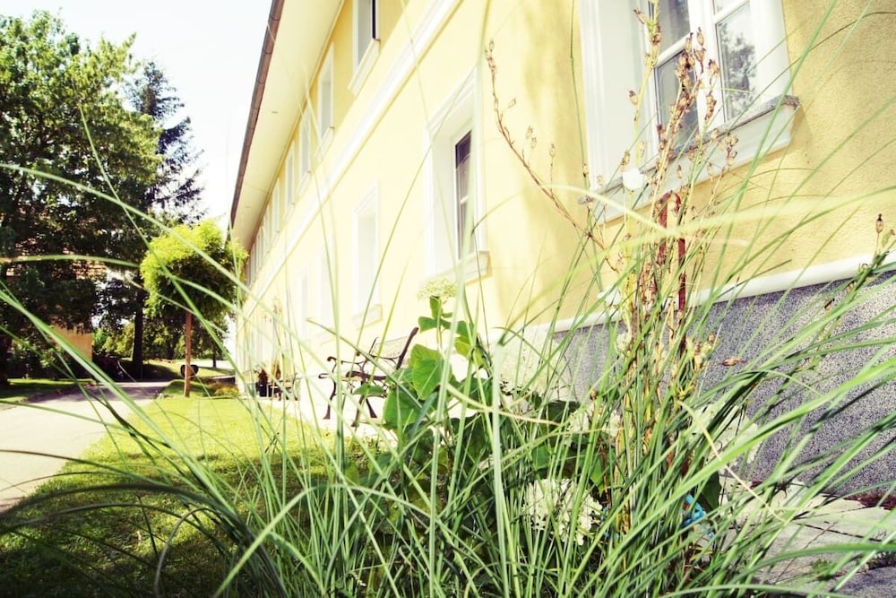 Grafhaidergut view 4