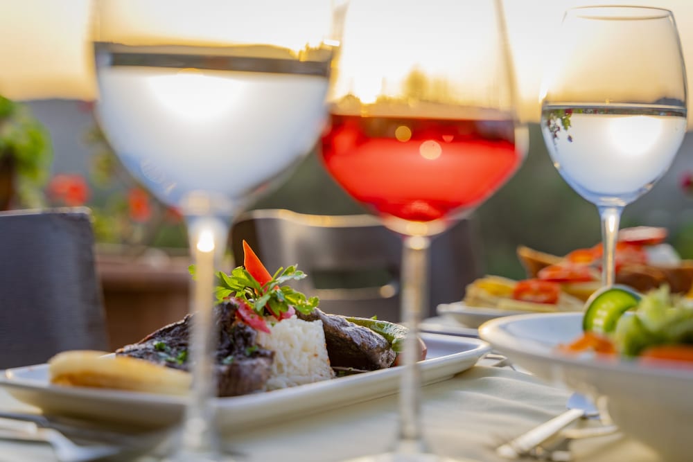 Queen Boutique Hotel - Image 37