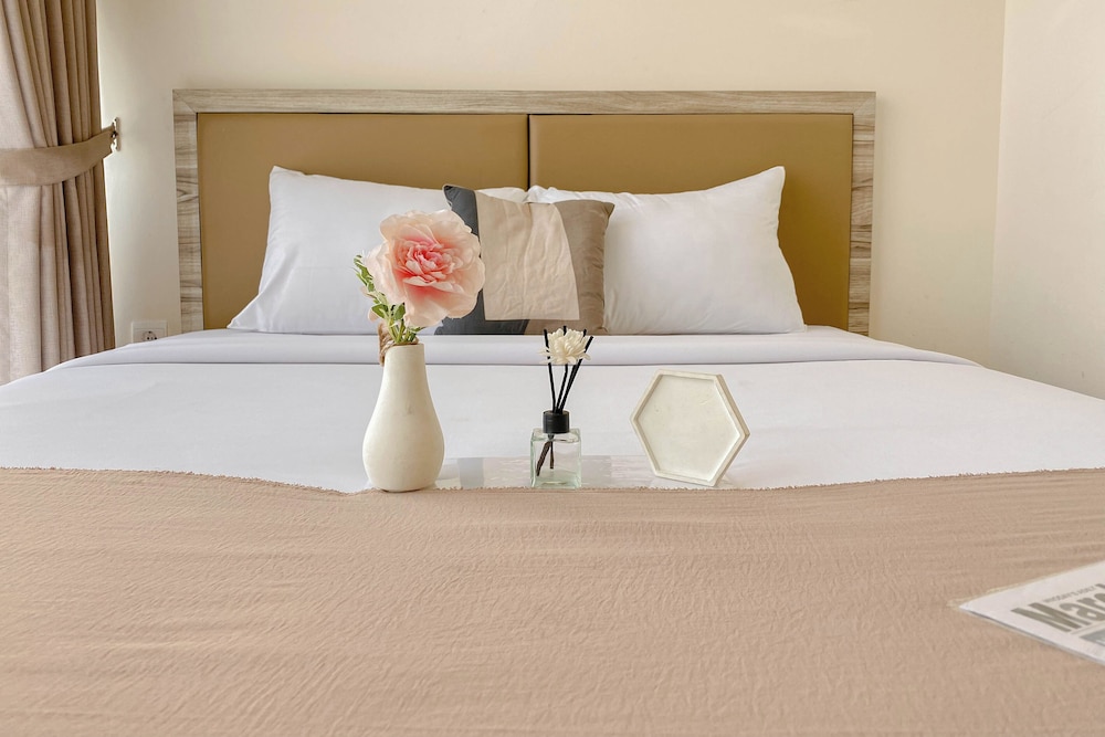 Comfort And Modern Look 2Br At Menteng Park Apartment