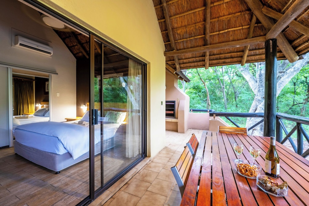 First Group Sanbonani Resort