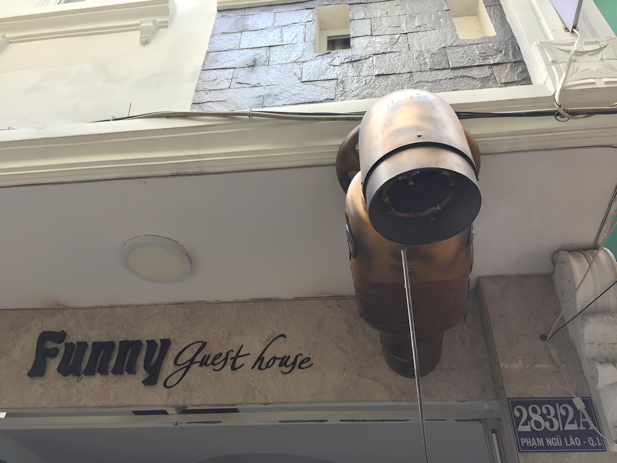 Funny Guesthouse