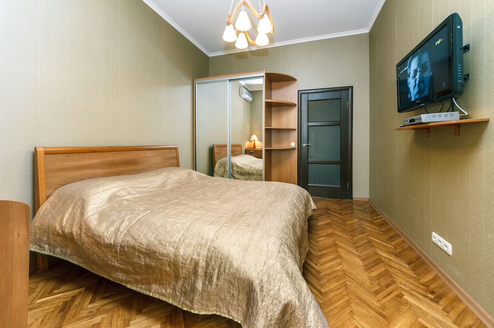 Alma Apartments