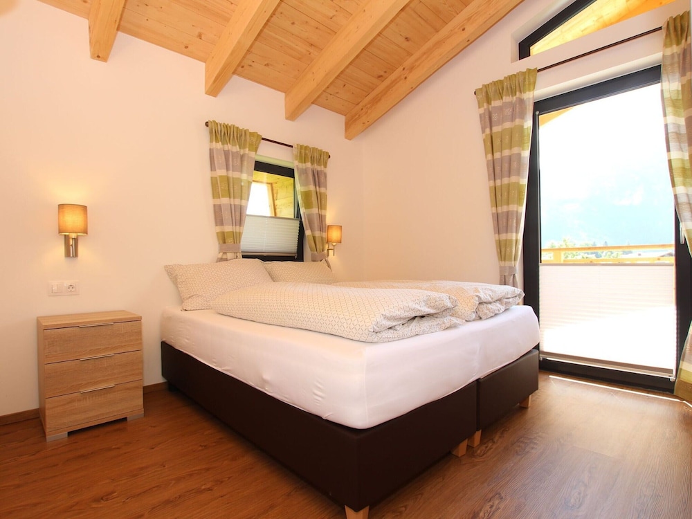 Chalet Gamsknogel mit Privatem Pool und Whirlpool