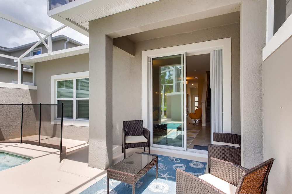 448 OC - Champions Gate - Image 5