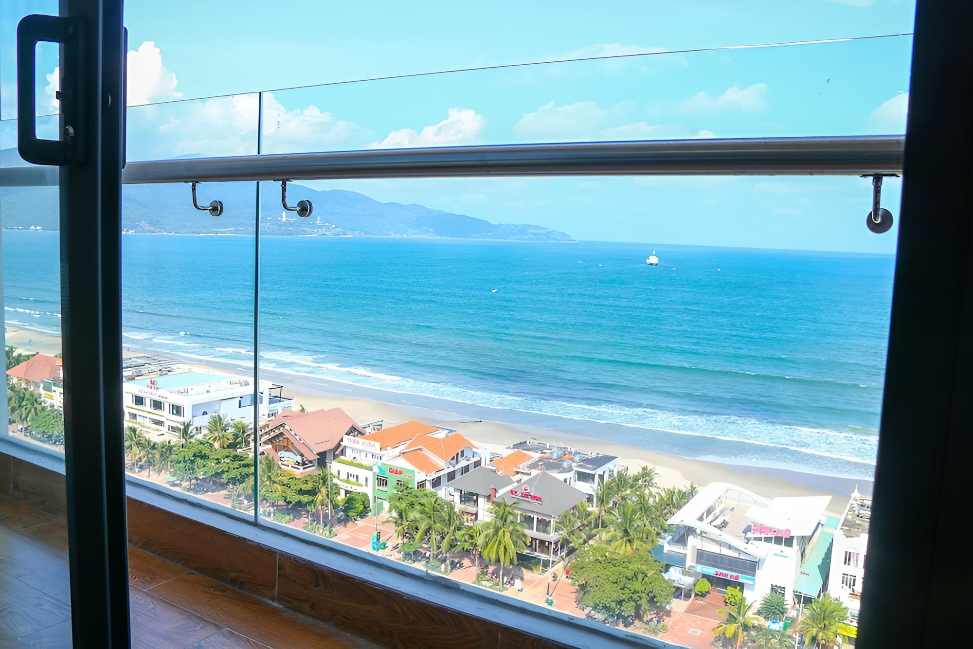 Le Hoang Beach Hotel