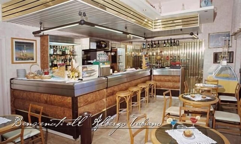 Food & Beverage