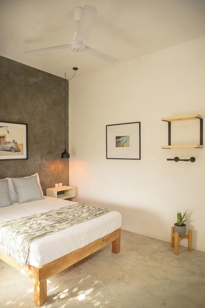 Sayula Home