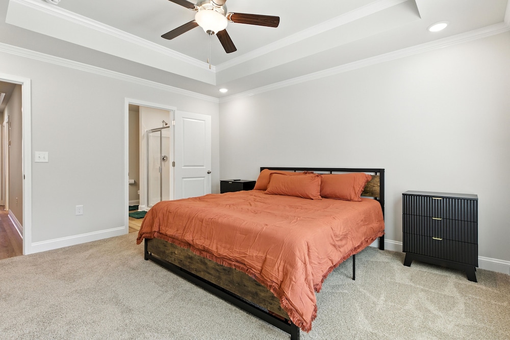 Charming Easley Retreat With Private Yard 3 Bedroom Townhouse