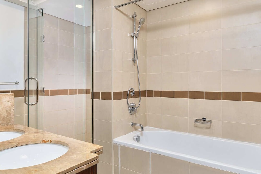 Bellavista-Gracefu-1BR- 29BLVD Burj View