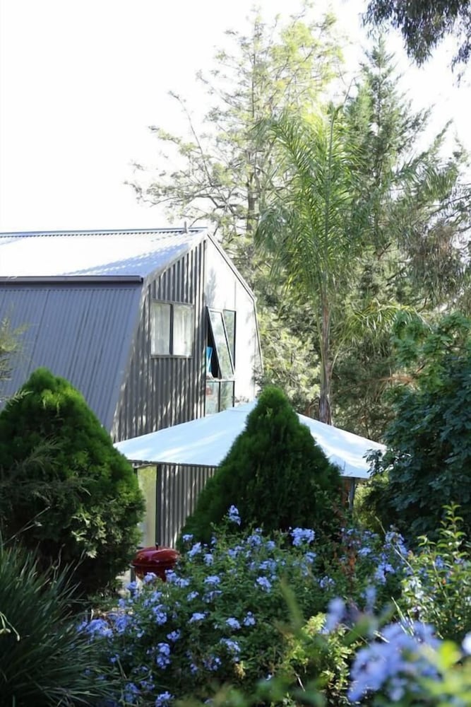 Moon House - Property Image 2