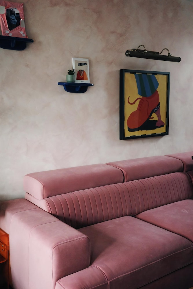 Peaceful & Unique Maisonette in Central London