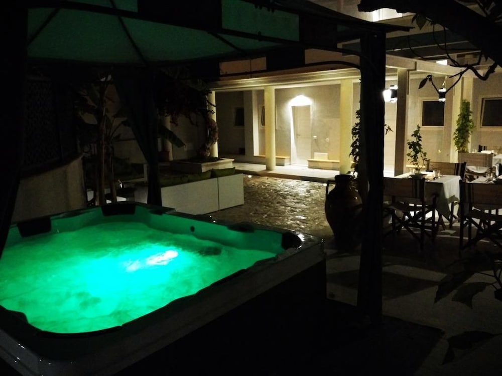Mina Accomodation