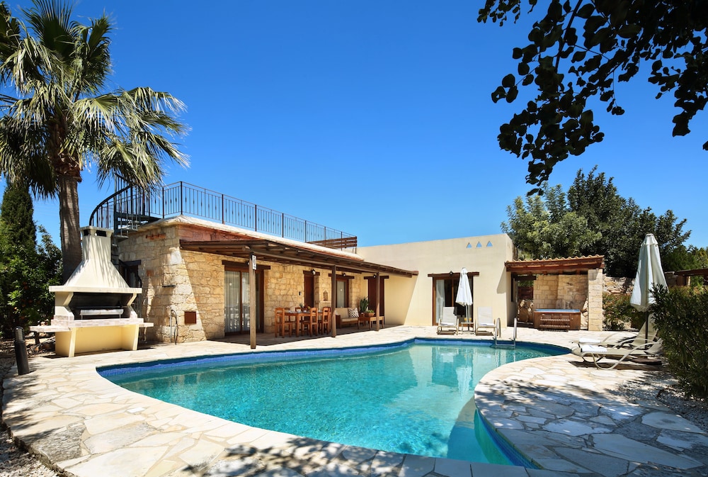 Amera Villas