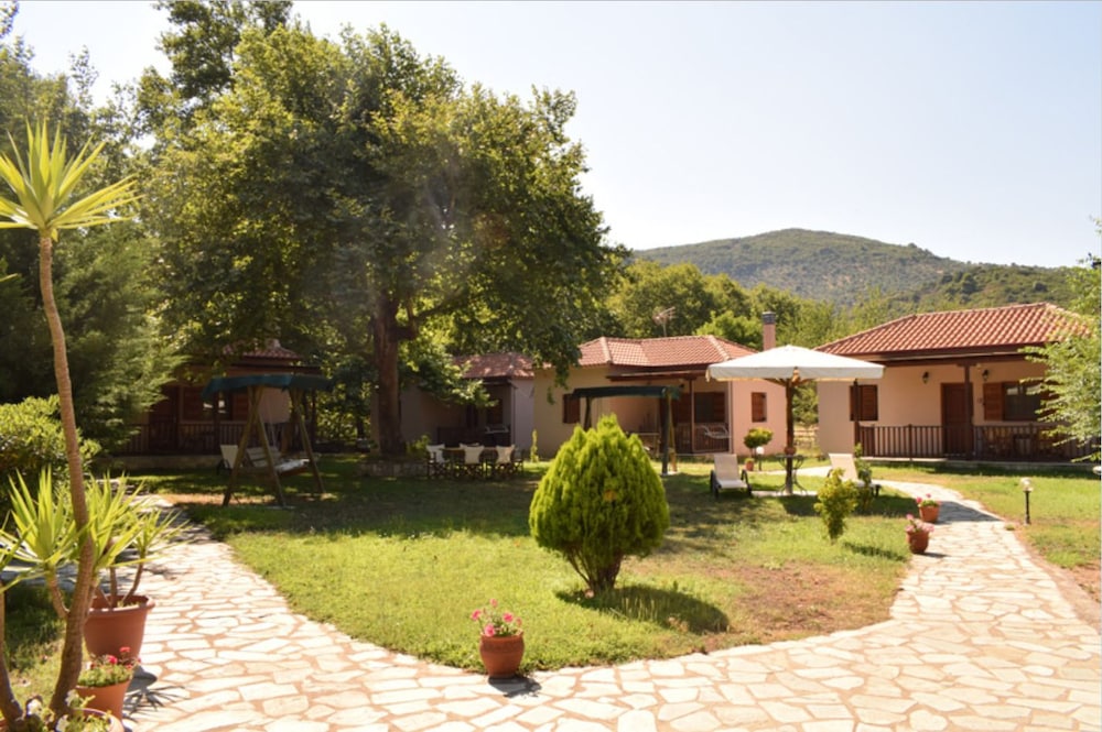 Dodis Village
