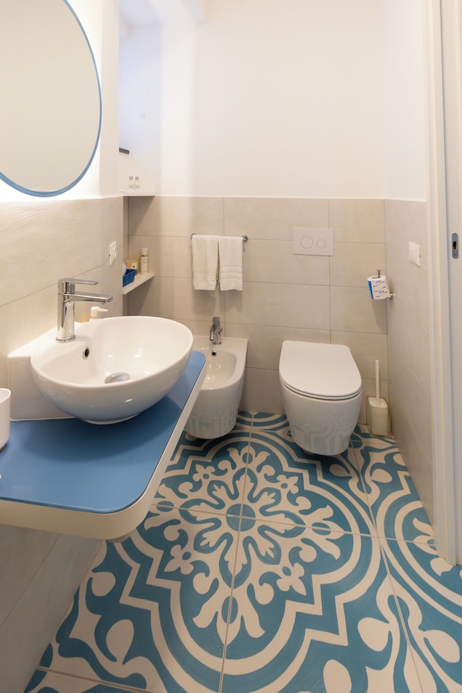 Via Roma Suites