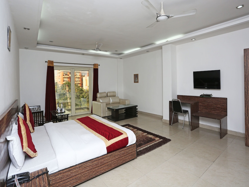 OYO 10257 Hotel Lotus Park