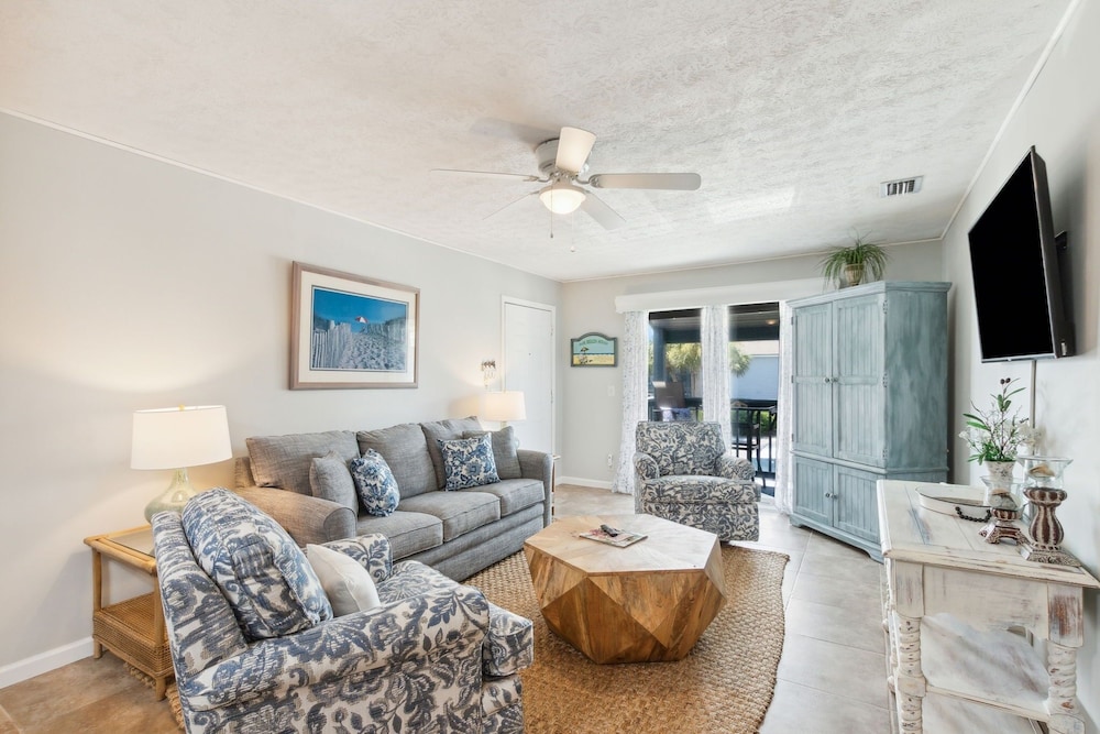 Fernandina Shores 6392 2 Bedroom Condo