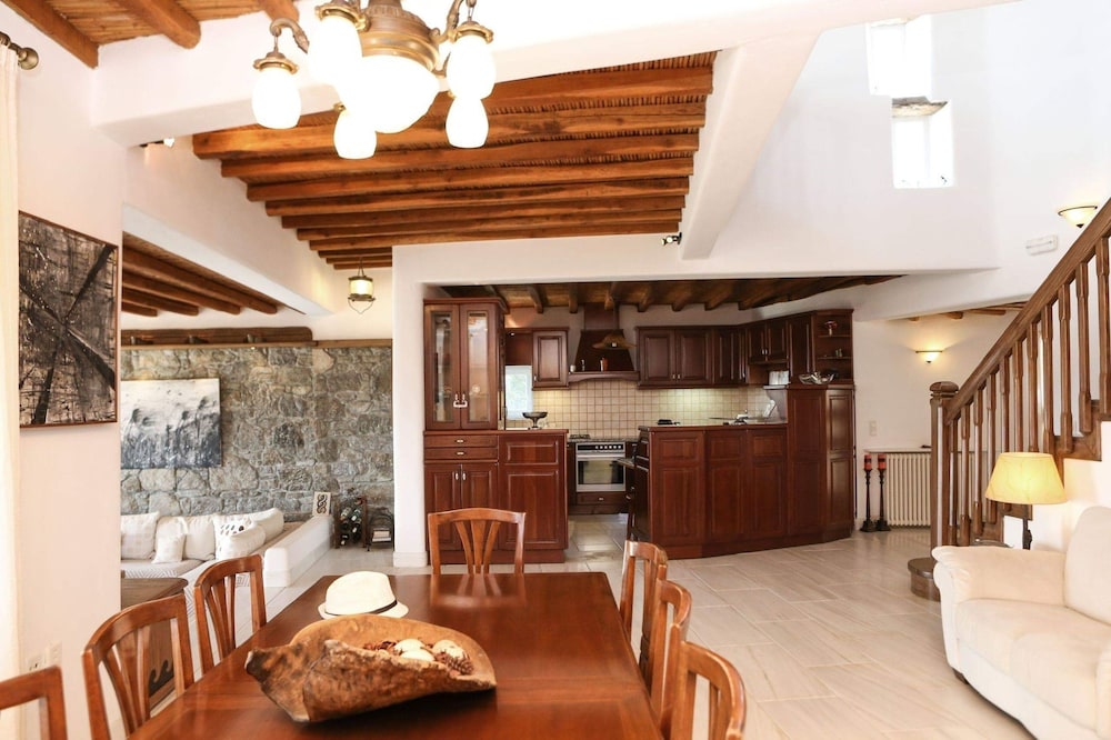 Villa Kounoupas