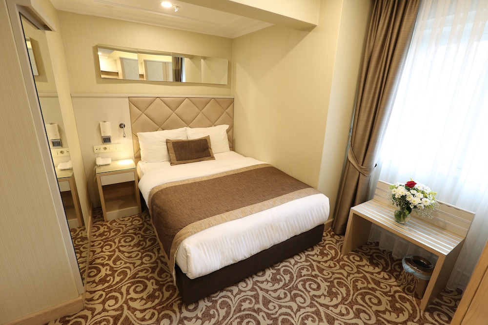 Alpinn Otel İstanbul - Özel Sınıf - Image 17