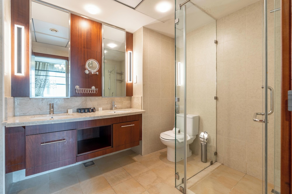 Lux BnB I Standpoint Tower I Opera View