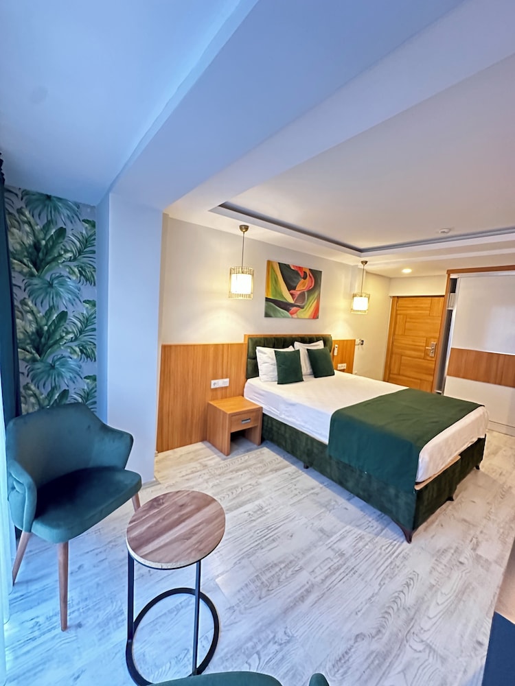 Mogons Exclusive Hotel - Image 51