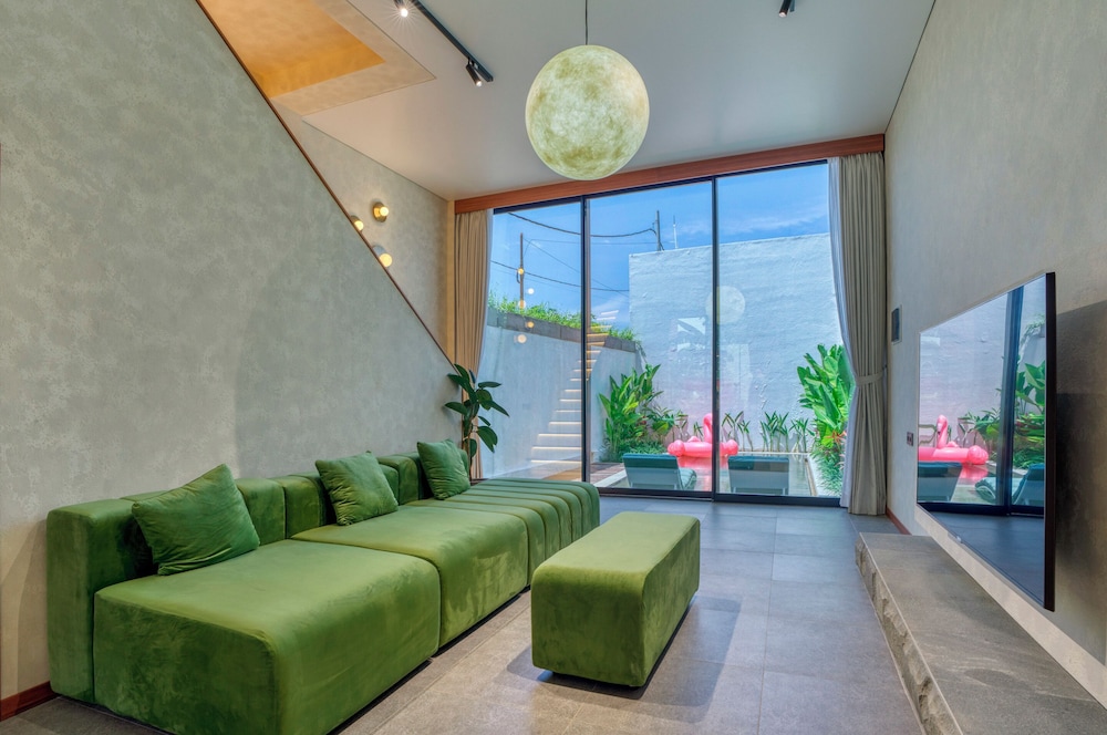 U Villas 2