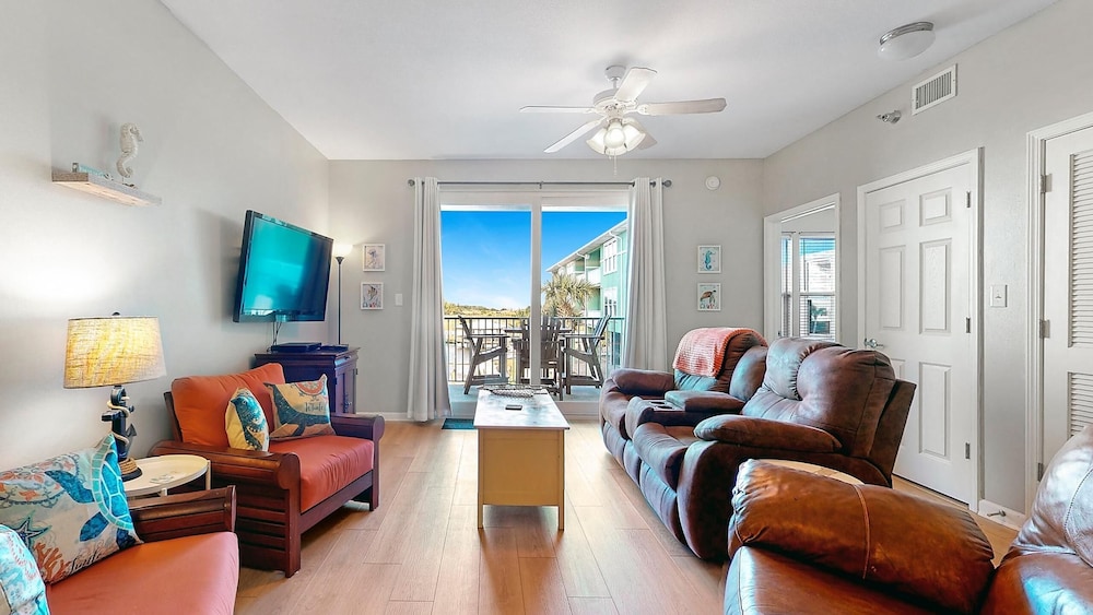 Navy Cove Harbor #2106 by Southern Vacation Rentals