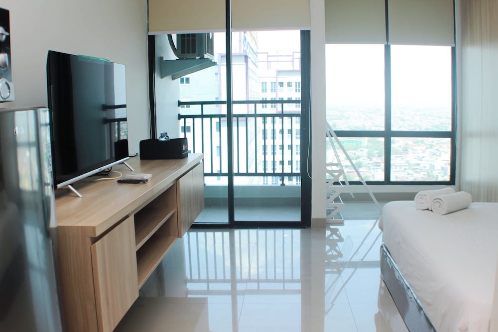 Basic Studio Near Station At Lrt City Bekasi Apartment