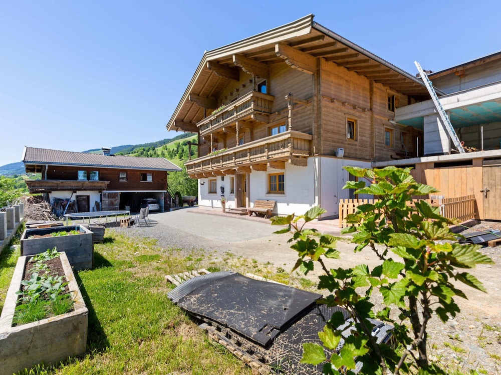Apartment Uttendorf Near Ski Lift