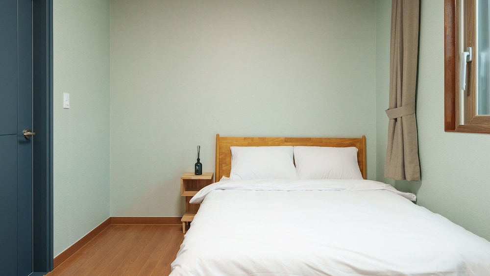 Hongcheon Vivaldi Four Seasons Pension