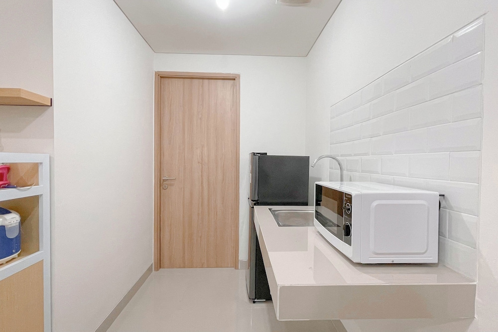 Affordable 1Br Combined (No Kitchen) Bandaraya - Tallasa City Makassar Apartment