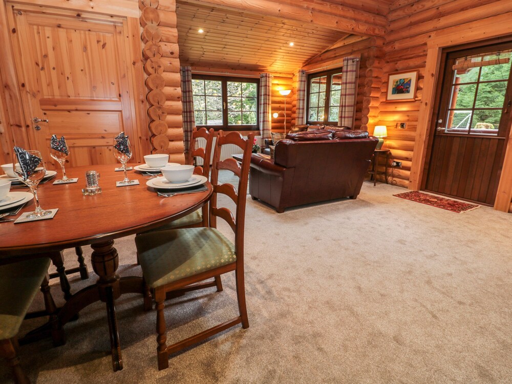 23 Lakeside Drive view 5