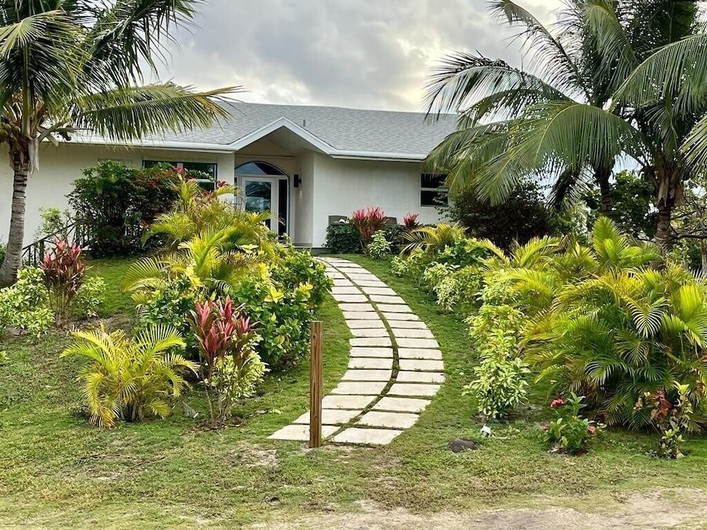 Wish House - Private Beach House Double Bay Beach 3 Bedroom Home