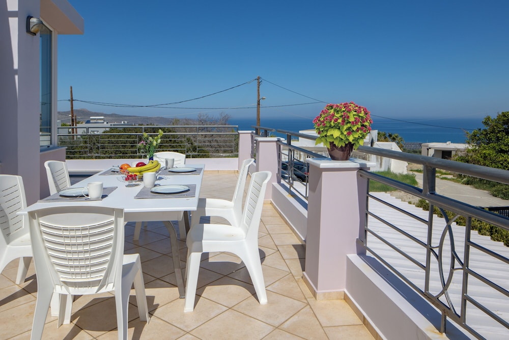 Villa Anatoli