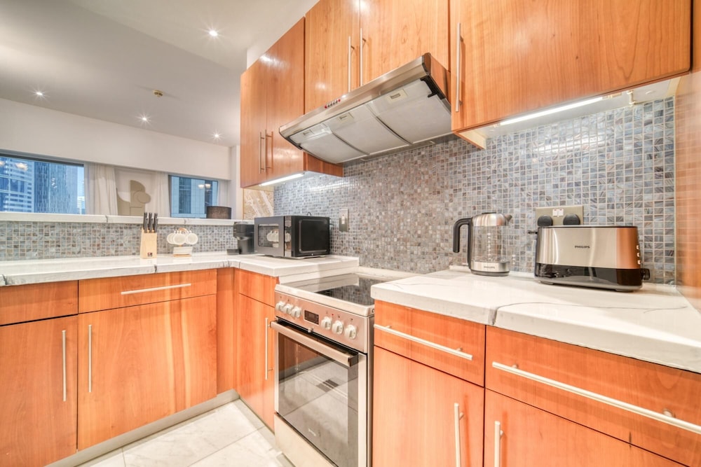 Modern Elegance w a New York Edge Difc Apt